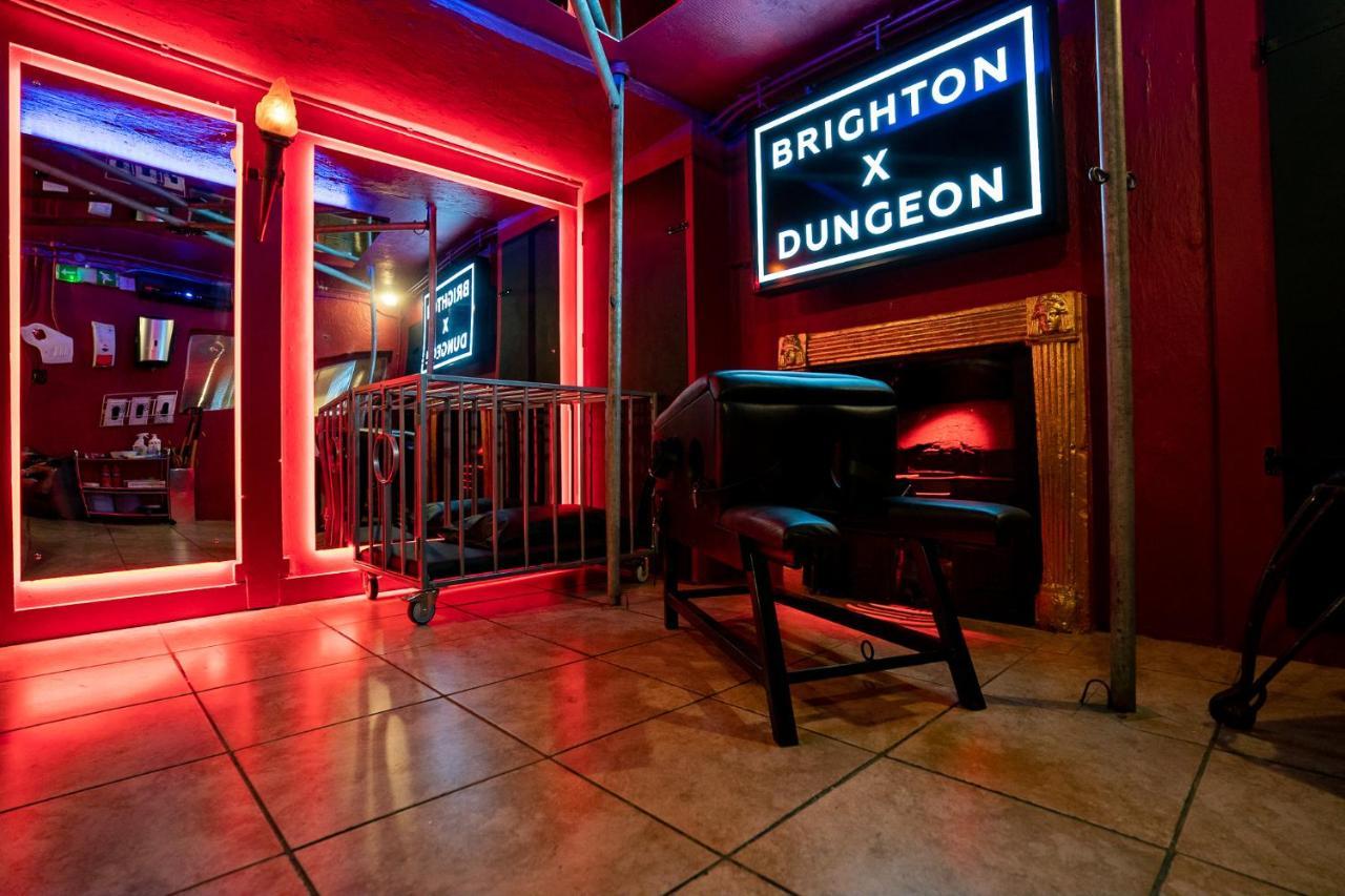 Erotic Boudoir *